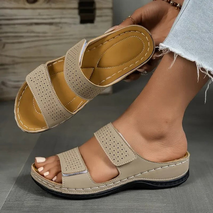 Pellora | Lightweight Arch-Support Sandals