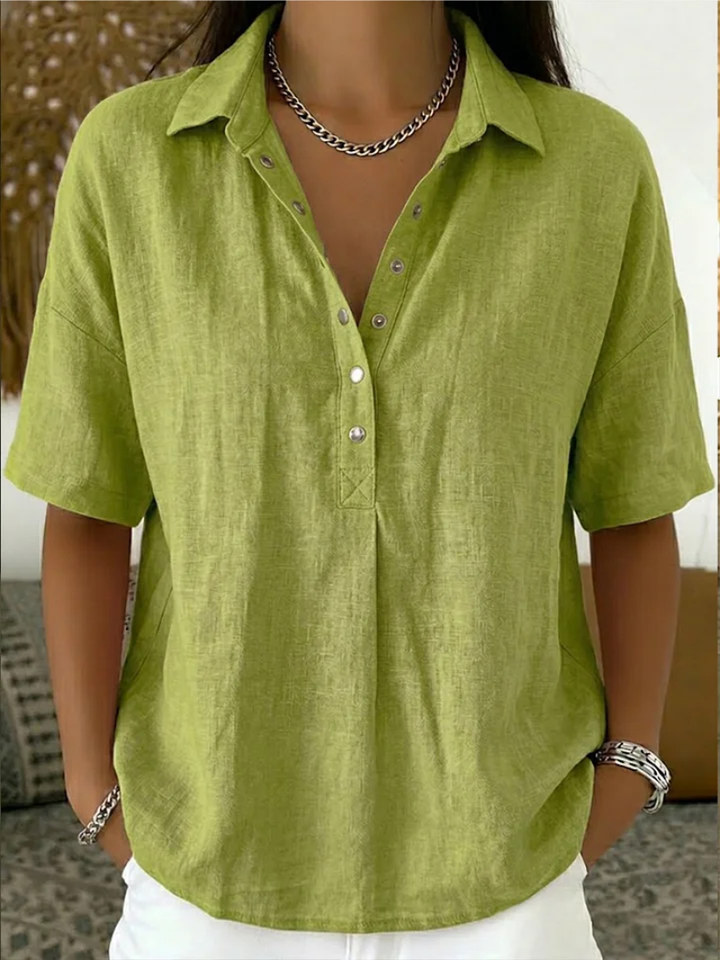 Vilma - Blouse with Collar and Button