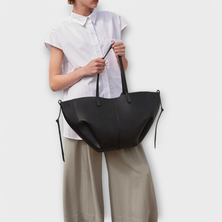 Aura | Leather Tote Bag Elegance 6
