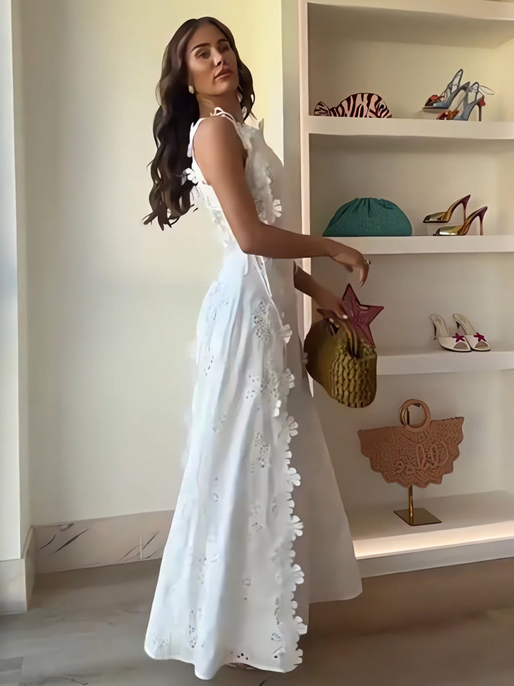 Éliora | Floral Lace Maxi Dress 2
