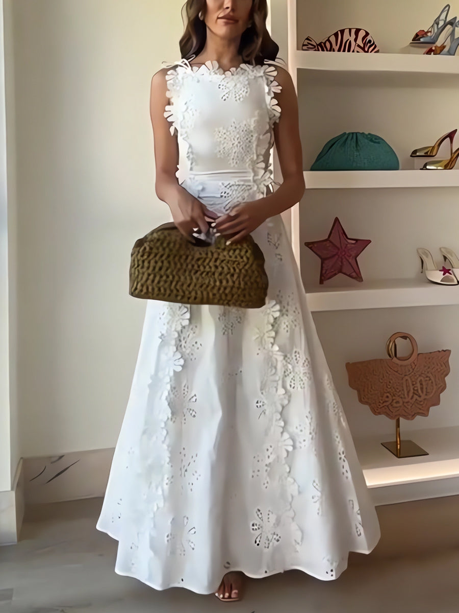 Éliora | Floral Lace Maxi Dress 3