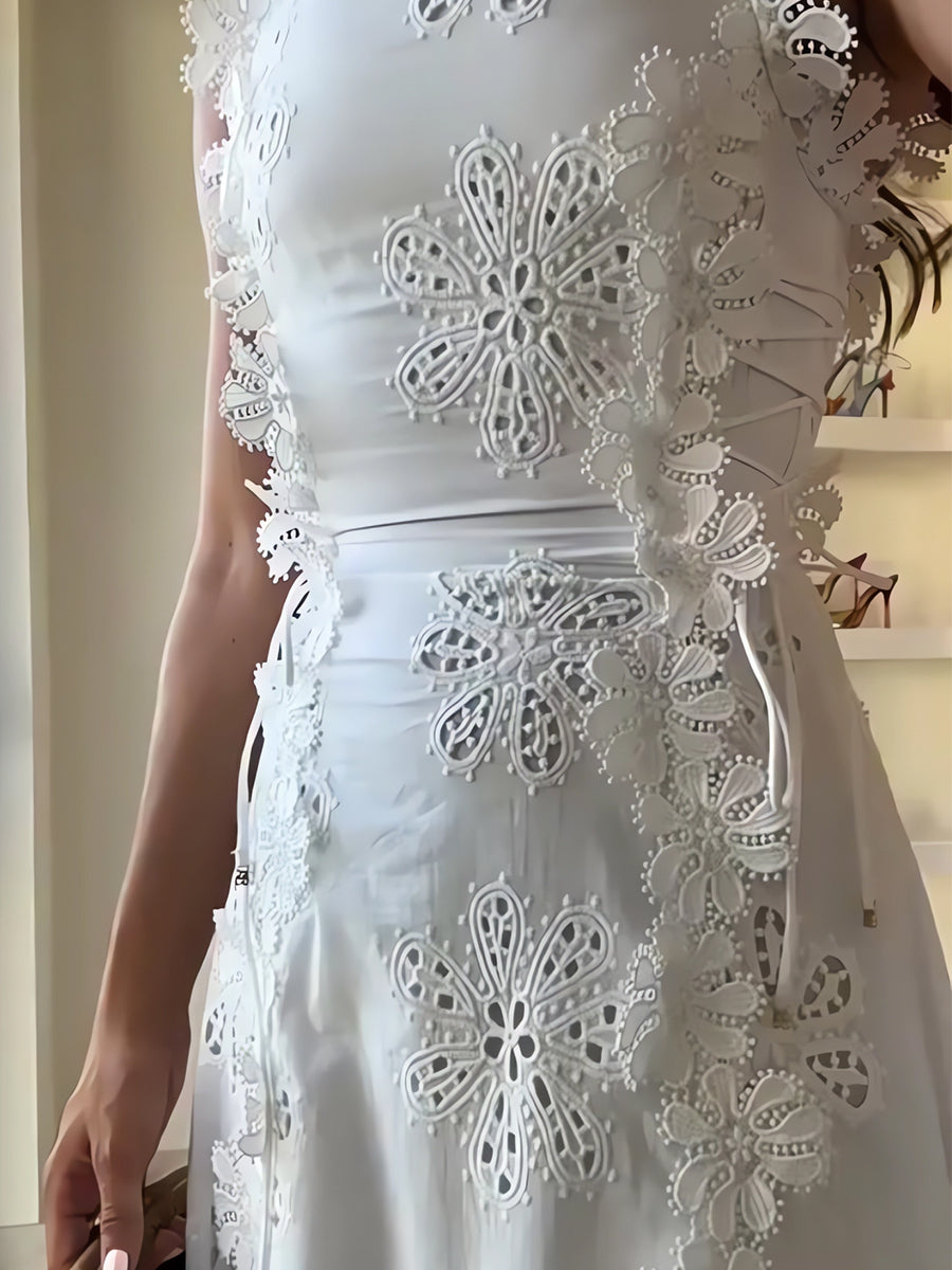 Éliora | Floral Lace Maxi Dress 4