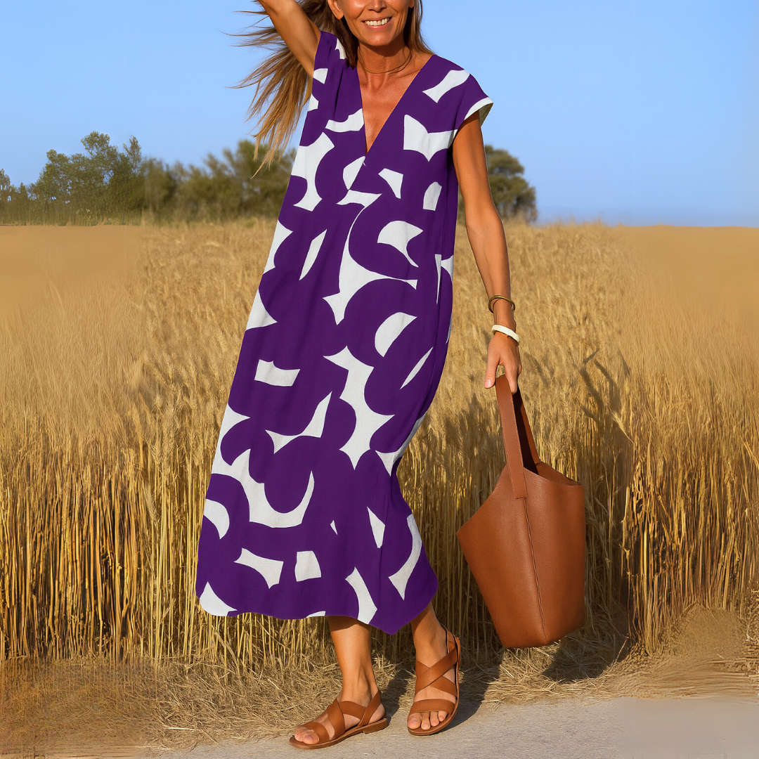 Francescah | Relaxed V-Neck Maxi Dress