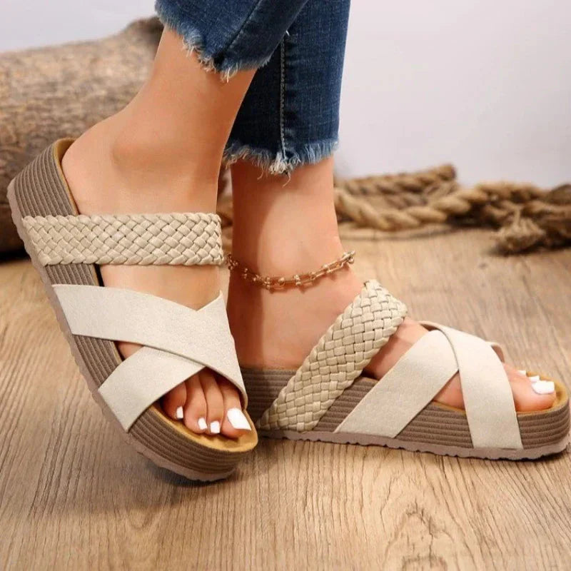 Flora | Women's Sandals for Orthopedic Comfort 1