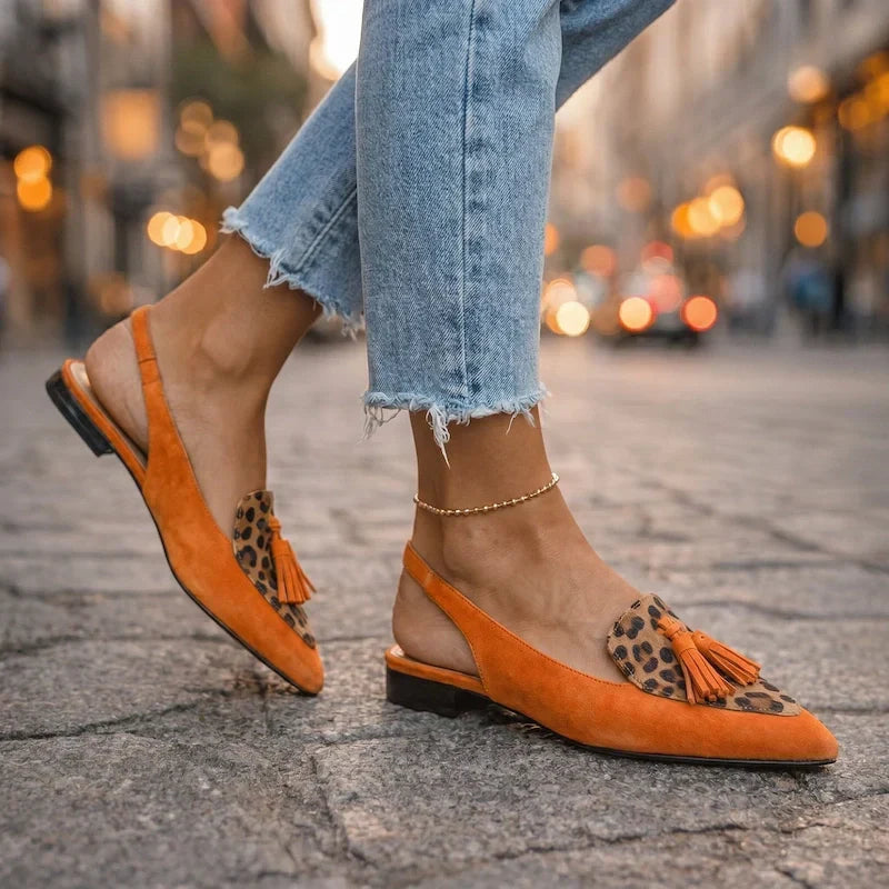 Lorena sandals with straps and tassels