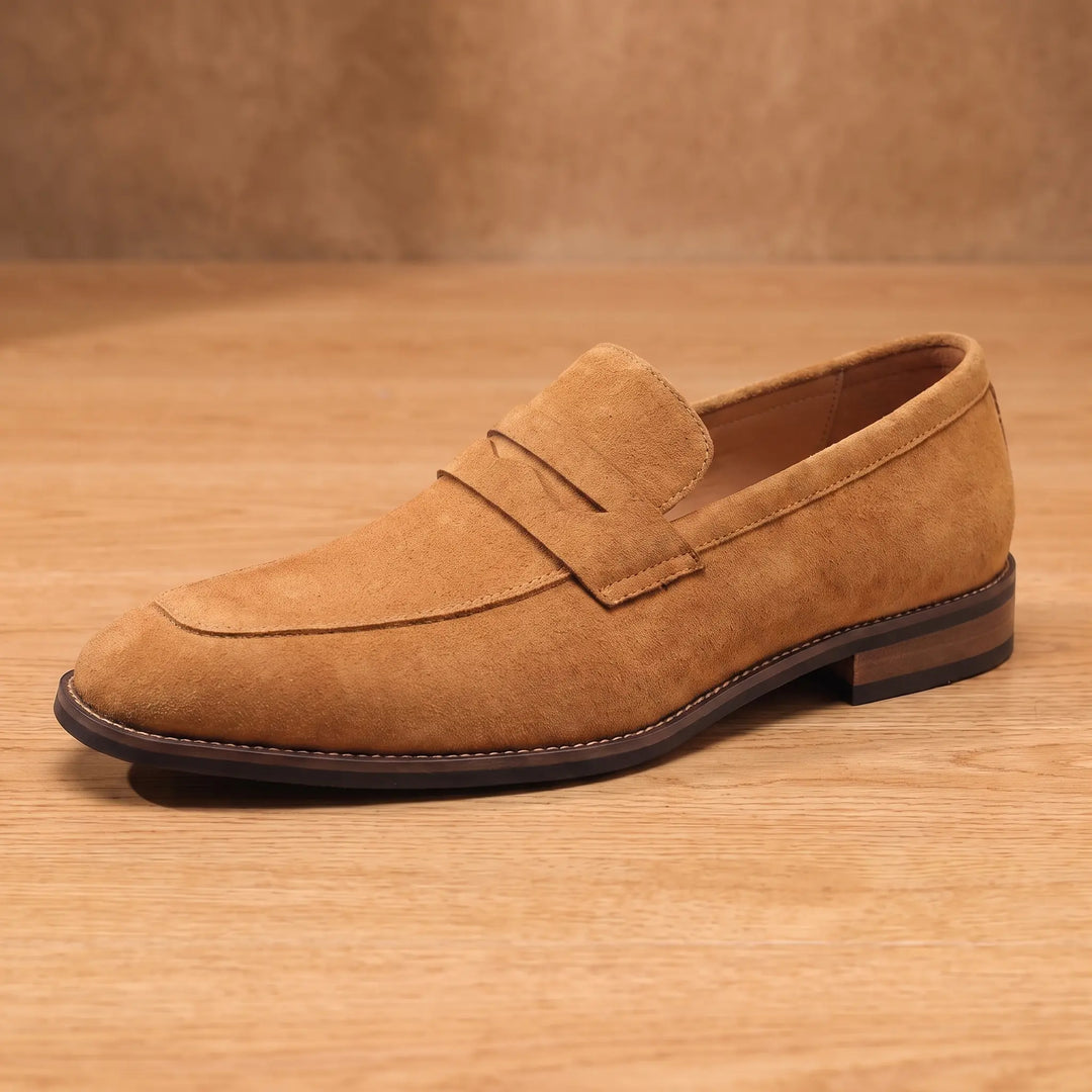 POINTED TOE LOAFERS