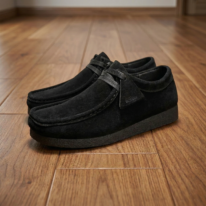 SMART-CASUAL BOAT SHOES