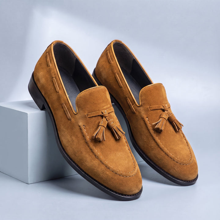 SOFT SUEDE TASSEL FLAT