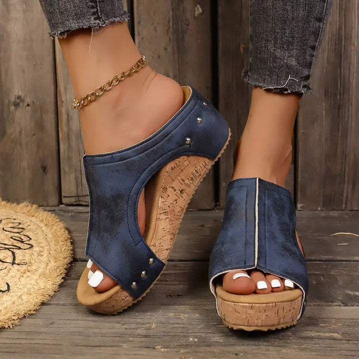 Lumi | Orthopedic Stud Wedge Sandals