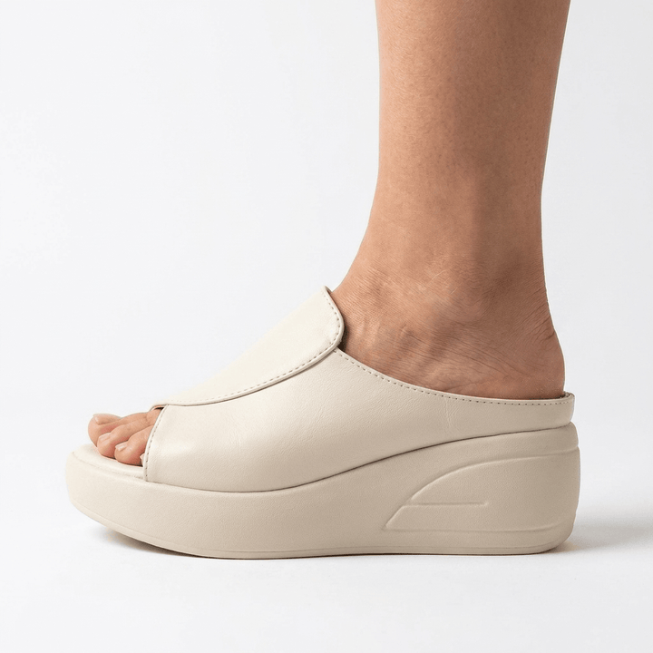 Eliza | The Slip-on Wedge Sandal