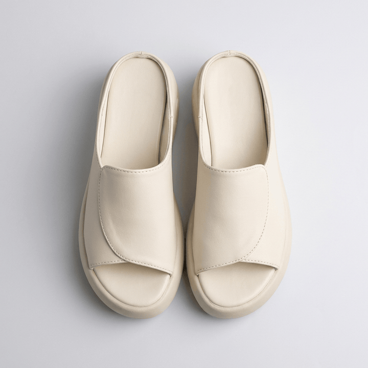 Eliza | The Slip-on Wedge Sandal