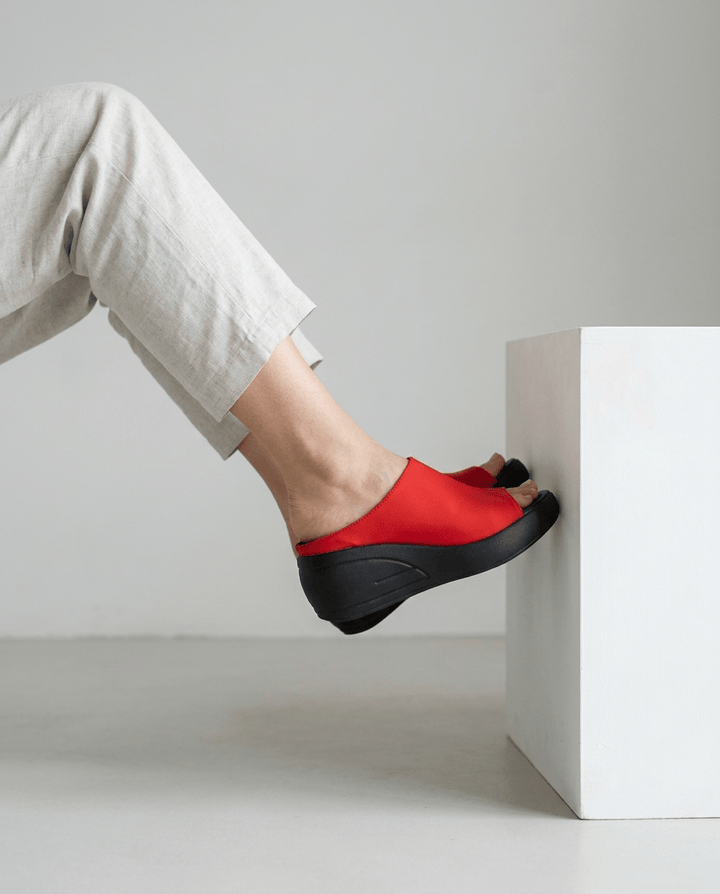 Eliza | The Slip-on Wedge Sandal