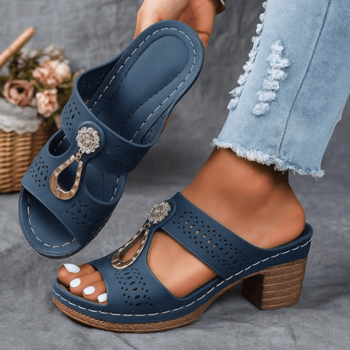 CLAIRE | CHIC ORTHOPEDIC SANDALS