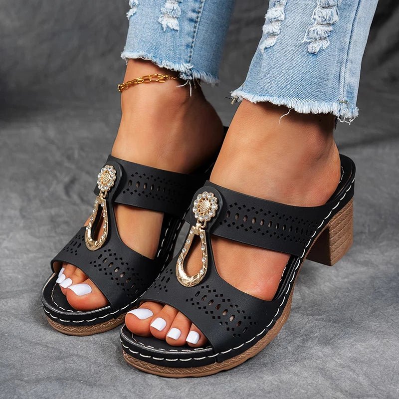 CLAIRE | CHIC ORTHOPEDIC SANDALS