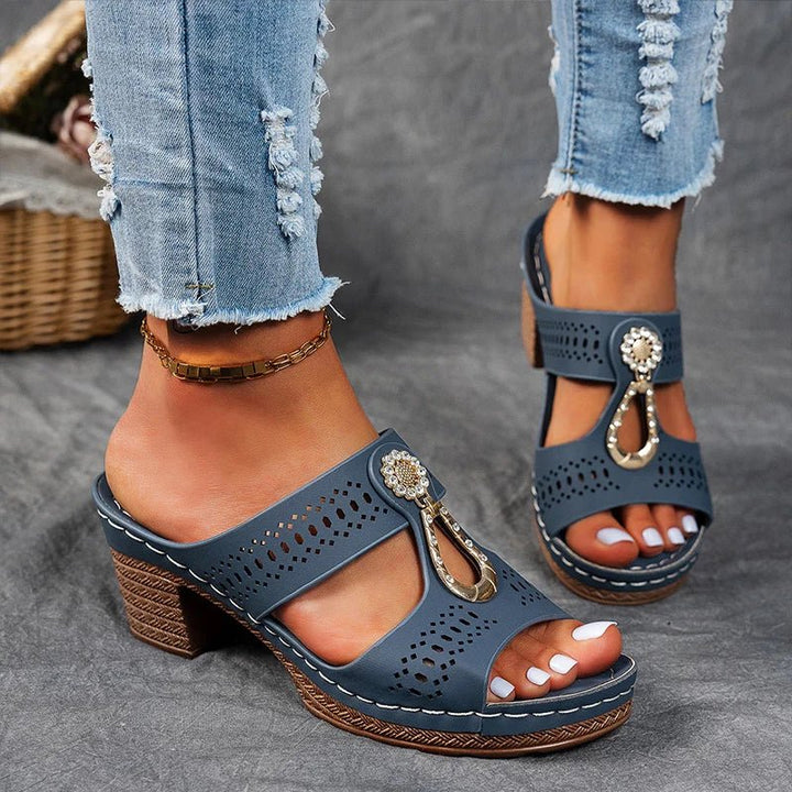 CLAIRE | CHIC ORTHOPEDIC SANDALS