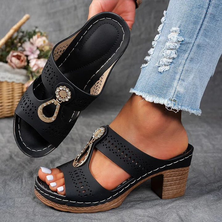 CLAIRE | CHIC ORTHOPEDIC SANDALS